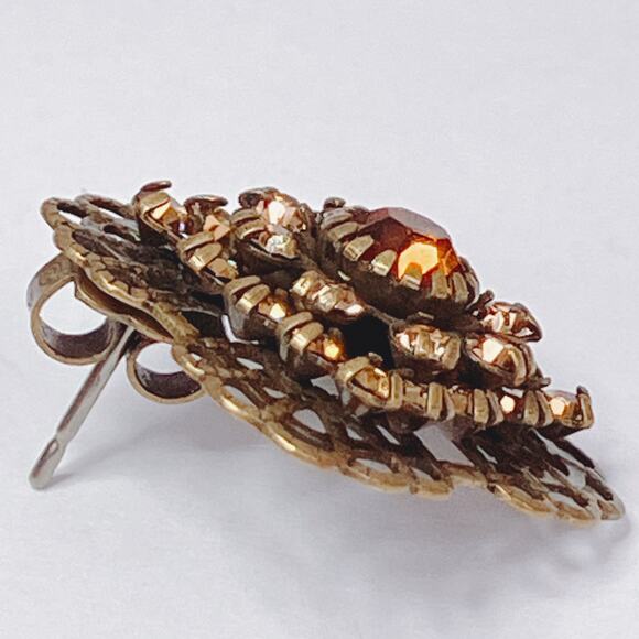 Vintage Signed Avon 1970s Square Gold Tone Filigree Amber Rhinestone Earrings - Picture 7 of 10